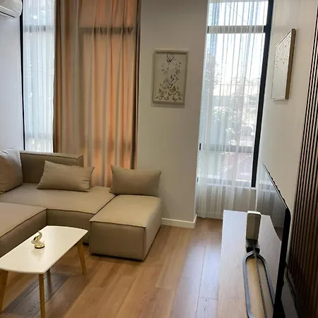Elior Comfort New Bazaar Appartement Tirana