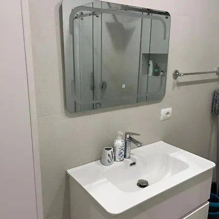 Elior Comfort New Bazaar Appartement Tirana